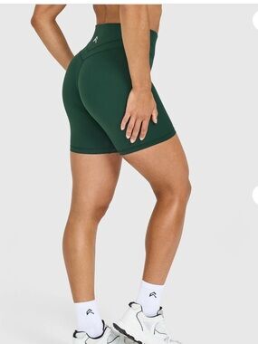 Oner Active Racing Green High-Waist Bike Shorts